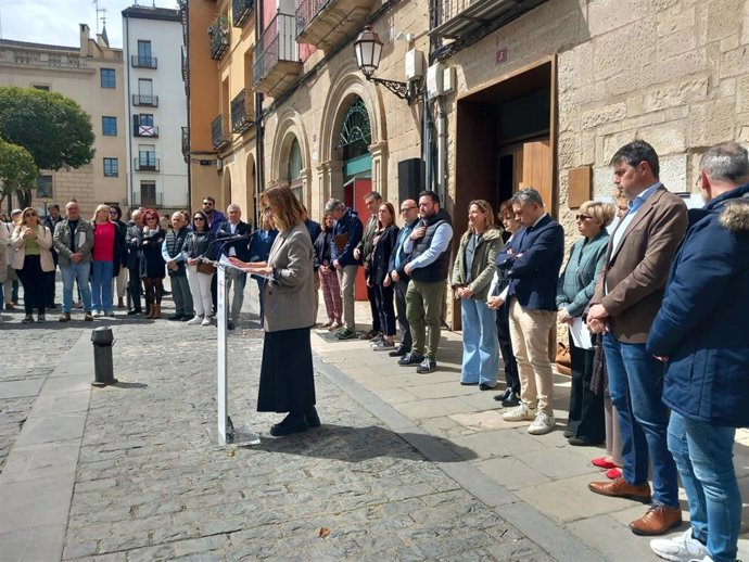 La periodista, Olivia García, en la concentración mensual contra la violencia de género