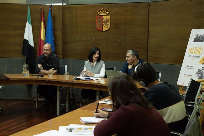 Archivo - La vicepresidenta Primera de la Diputación de Cáceres presenta la nueva programación cultural del Museo Pedrilla