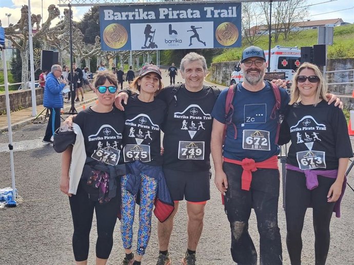 Participantes en la edición anterior de la Barrika Pirata Trail.