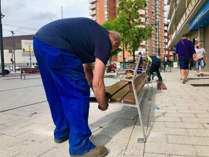 Cambio de mobiliario urbano en Vitoria-Gasteiz