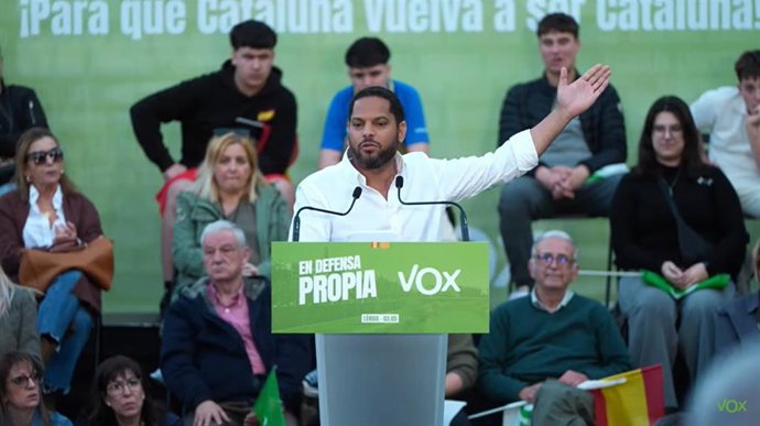 El candidato de Vox a las elecciones catalanas, Ignacio Garriga, en un acto de Vox en Lleida ciudad, el 3 de mayo de 2024.
