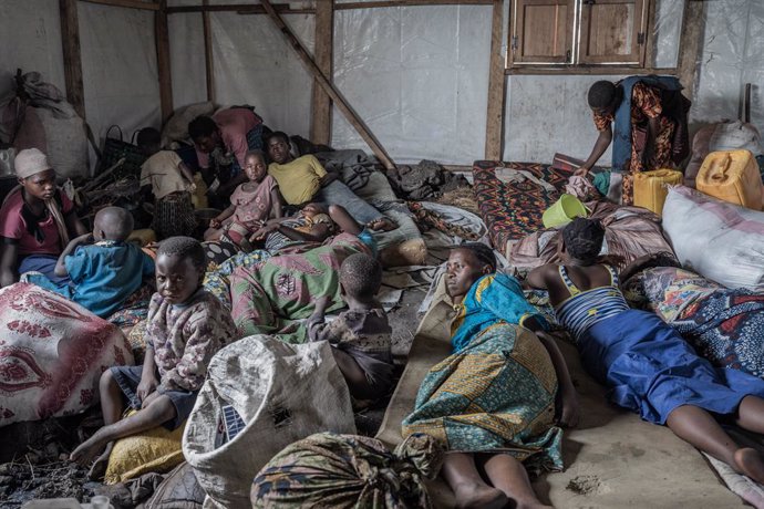 Archivo - GOMA (DR CONGO), Feb. 8, 2024  -- Displaced people are seen in a refugee camp on the outskirts of Goma, North Kivu province, Democratic Republic of the Congo, on Feb. 8, 2024. Escalating violence in eastern Democratic Republic of the Congo (DRC)