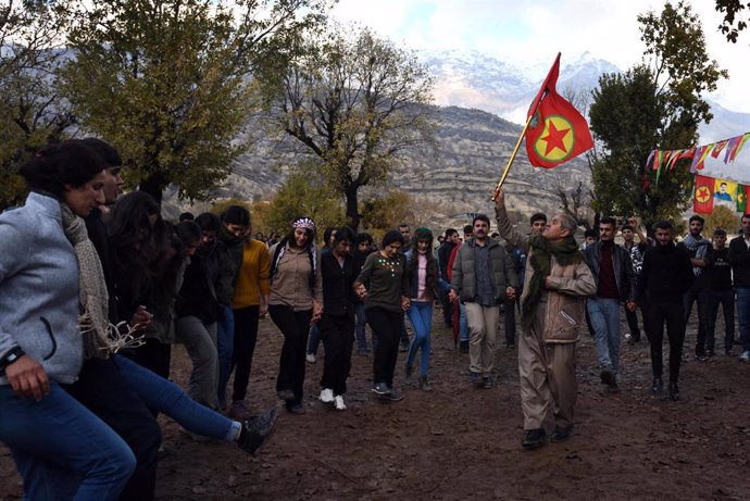 Archivo - Imagen de archivo de simpatizantes del PKK en las montañas Qandil 