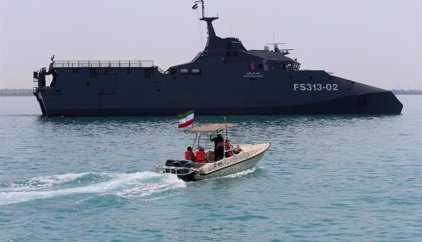 Irán envía al 'Shahid Mahdawi' más allá del ecuador en la primera misión de larga distancia de un buque de guerra