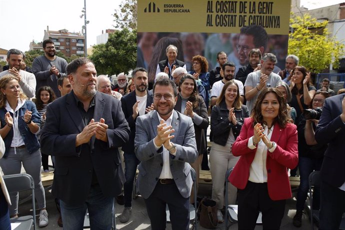 El presidente de la Generalitat y candidato a las elecciones catalanas, Pere Aragonès, en el acto central de campaña de su partido, en Pineda de Mar (Barcelona), el 4 de mayo de 2024.