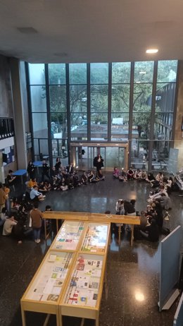 Acampada Palestina UV