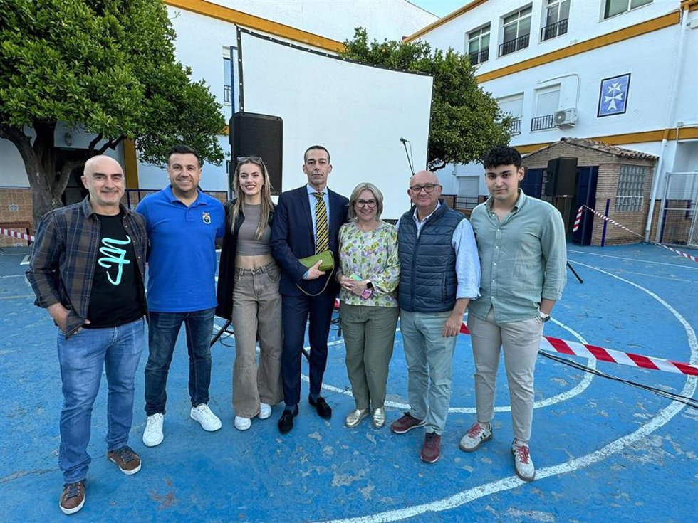 La velada cultural ha estado organizada por el Colegio Espíritu Santo.