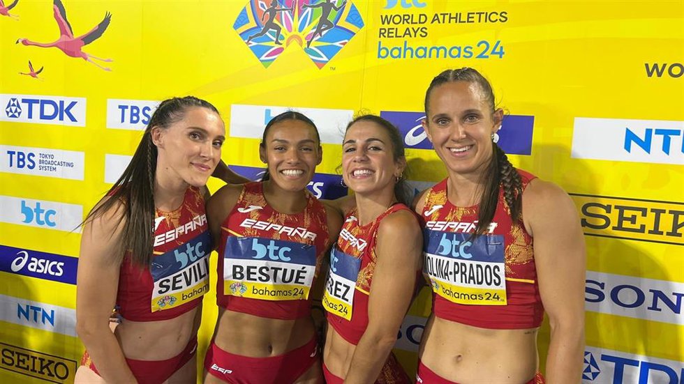 El 4x100 femenino, integrado por Sonia Molina-Prados, Jal-Sakura Bestué, Paula Sevilla y Maribel Pérez