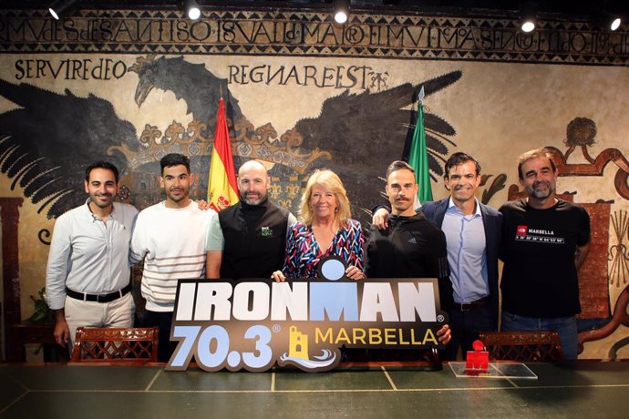 La alcaldesa de Marbella, Ángeles Muñoz, en un acto en el marco del Ironman 70.3.