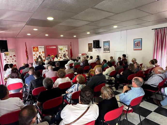 Antonio Maíllo (IU) participa en un acto público en Montilla (Córdoba).