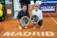 Sorribes y Bucsa se coronan campeonas del dobles femenino del Mutua Madrid Open
