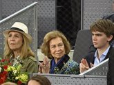 Foto: La reina Sofía y la infanta Elena coinciden con Victoria Federica en la final del Mutua Madrid Open
