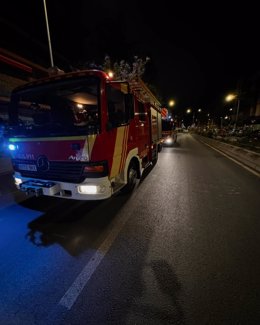 Bomberos de Linares desplazados a la Avenida de Andalucía