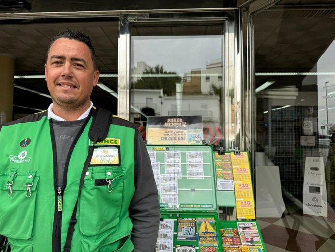 José Manuel Bornes, vendedor de la ONCE.