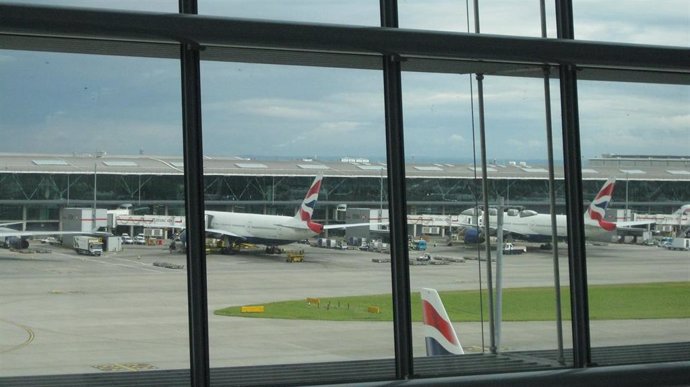 Archivo - Aeropuerto de Heathrow en Londres.