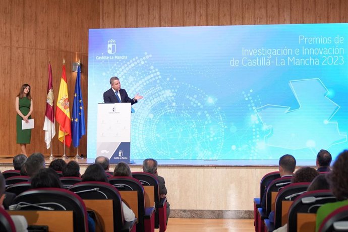 El presidente de Castilla-La Mancha, Emiliano García-Page, en la gala de Premios de Investigación
