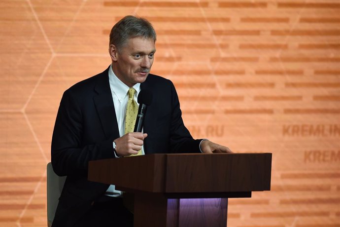 Archivo - MOSCOW, May 12, 2020  -- File photo taken on Dec. 19, 2019 shows Kremlin spokesman Dmitry Peskov at Russian President Vladimir Putin's annual press conference in Moscow, Russia. Kremlin spokesperson Dmitry Peskov has been hospitalized after cont