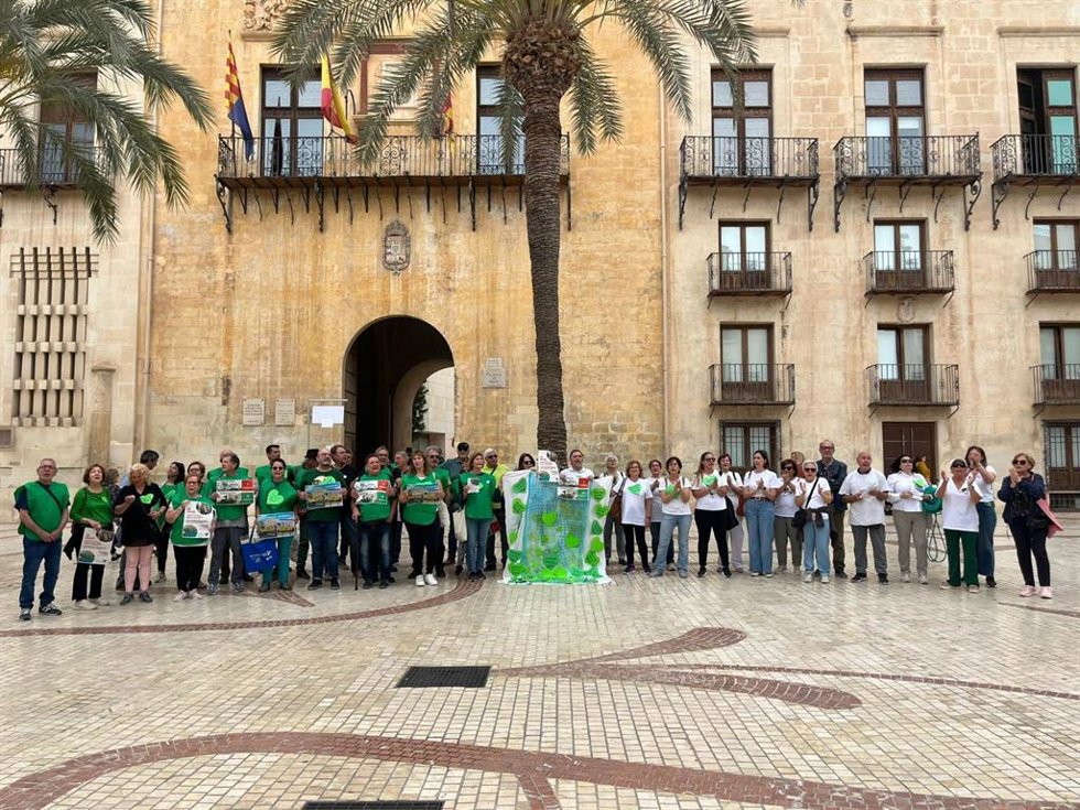 La Plataforma por la reversión del Vinalopó rodeará el hospital con una cadena humana el 18 de mayo