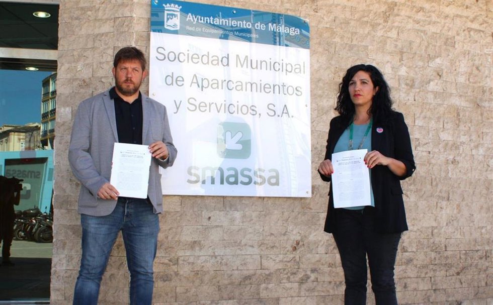La portavoz y viceportavoz de Con Málaga, Toni Morillas y Nicolas Sguiglia