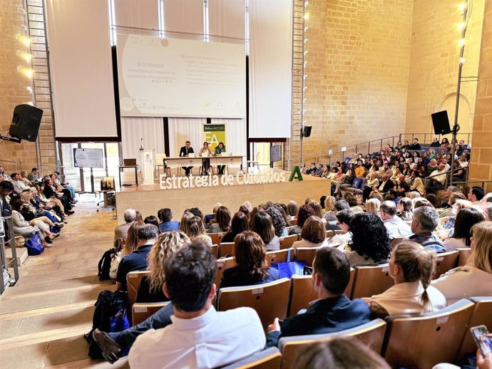 Inauguración de la III Jornada organizada por la Estrategia de Cuidados de Andalucía.