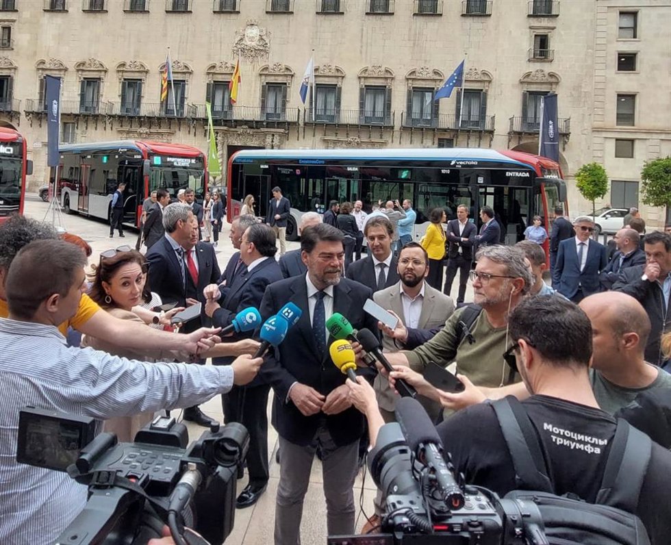 El alcalde de Alicante, Luis Barcala.