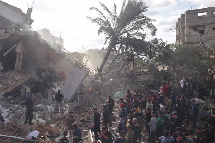 Archivo - Bombardeo israelí en Rafá, Franja de Gaza
