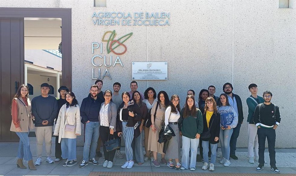 Visita a la cooperativa Picualia.
