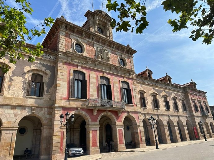Archivo - Fachada del Parlament
