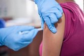 Foto: La campaña de vacunación ante la gripe culmina en Andalucía con más de 1,8 millones de dosis administradas