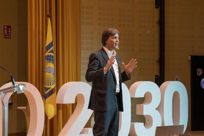 Francisco Oliva revalidará otro mandato al frente de la UPO.