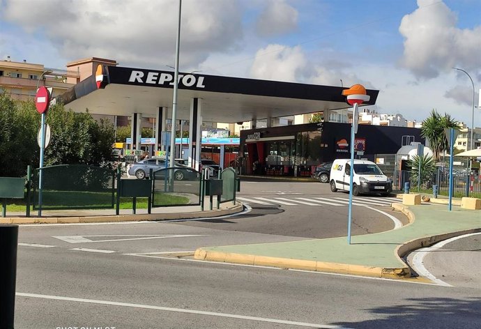 Archivo - Imagen de archivo de la gasolinera de Ciudad Expo