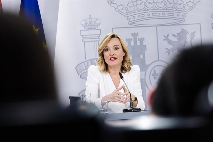 La ministra de Educación y Formación Profesional y Deportes, y portavoz del Gobierno, Pilar Alegría, durante una rueda de prensa posterior a la reunión del Consejo de Ministros, a 7 de mayo de 2024, en Madrid (España). 