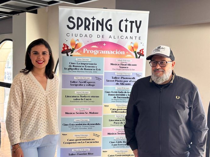 El director de Producciones Baltimore, Jose Manuel Piñero, la concejala de Cultura del Ayuntamiento de Alicante, Nayma Beldjilali, presentan el Spring City, dentro del Spring Festival.