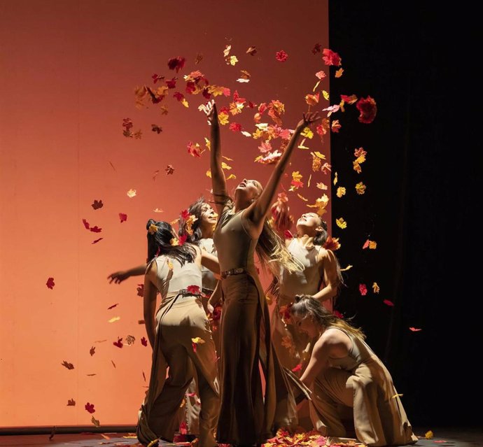 El Real Teatro de Retiro acoge por primera vez una fusión de danza española y el flamenco en sus tablas con con 'Flamenco emergente'