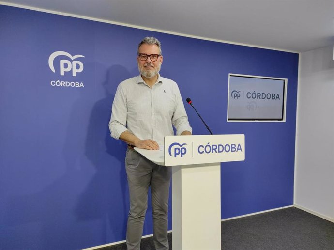 El diputado autonómico del PP de Córdoba y miembro de la comisión de Empleo, Empresa y Trabajo Autónomo del Parlamento andaluz, Javier Vacas.