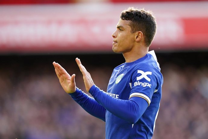 07 April 2024, United Kingdom, Sheffield: Chelsea's Thiago Silva (R) celebrates scoring the opening goal of the game during the English Premier League soccer match between Sheffield United and Chelsea at Bramall Lane. Photo: Mike Egerton/PA Wire/dpa