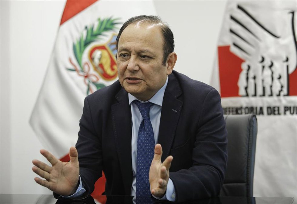 Archivo - El embajador de Perú en España, Walter Gutiérrez