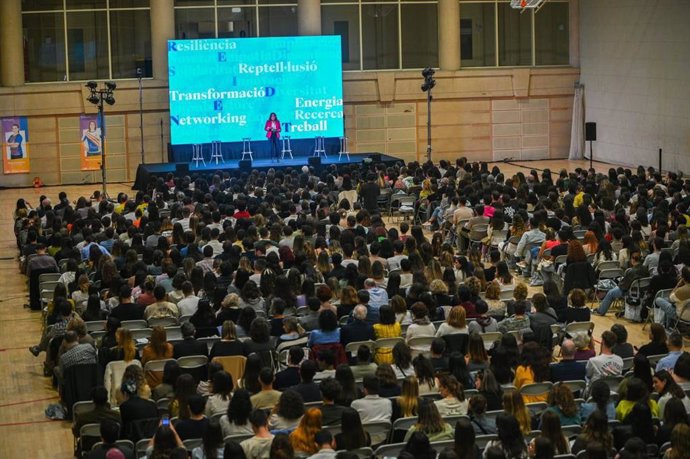 Acto de bienvenida a los nuevos médicos residentes del sistema de salud catalán, celebrado este martes en Barcelona