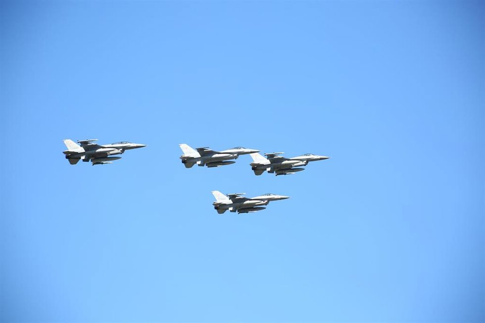Archivo - Aviones de combate de la Fuerza Aérea de Polonia
