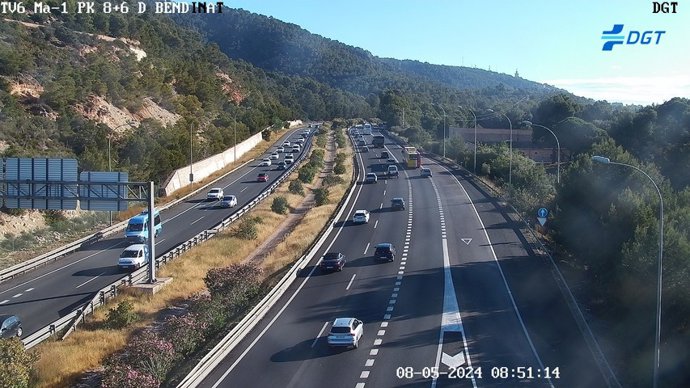 Tráfico en la Ma-13 este miércoles por la mañana.