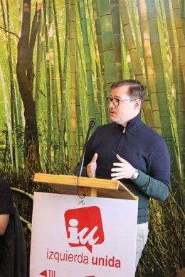 El coordinador de IU, Pedro Mellado.