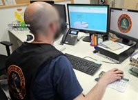 La Guardia Civil detiene a un joven por sustraer y difundir datos privados de un centro de menores