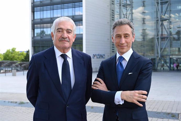 El consejero delegado de Endesa, José Bogas, y Marco Palermo, director general económico-financiero