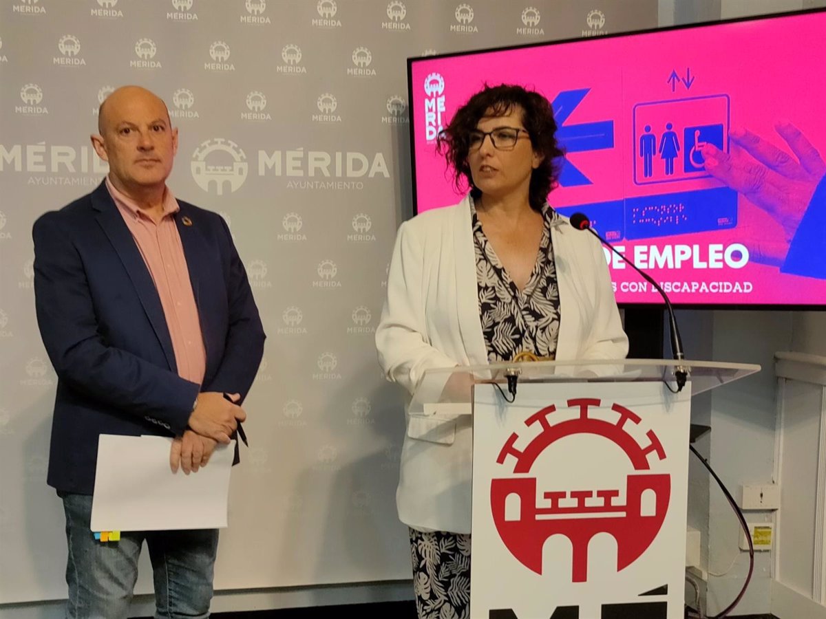 El Ayuntamiento de Mérida contratará a 15 personas con discapacidad con un nuevo plan que creará bolsas de empleo