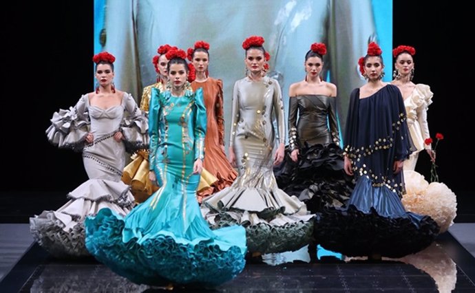 Colección de moda flamenca de los diseñadores José Juan Hurtado y José Galvañ