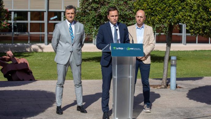 El consejero de Política Local, Infraestructuras y Lucha contra la Despoblación, Daniel Osés.