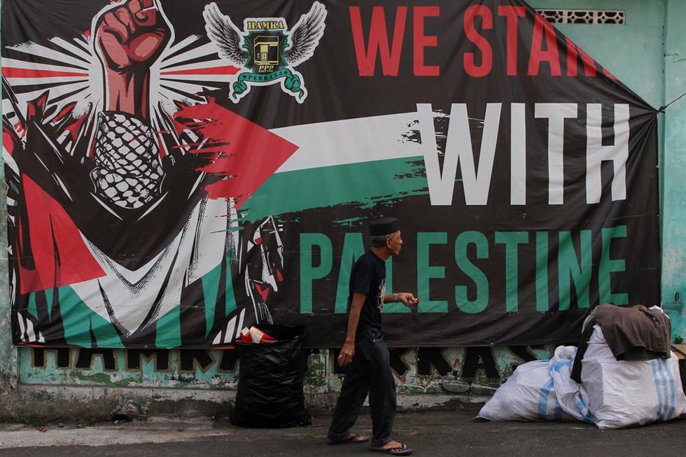 Mural en Yogyakarta, Indonesia, en apoyo a Palestina.