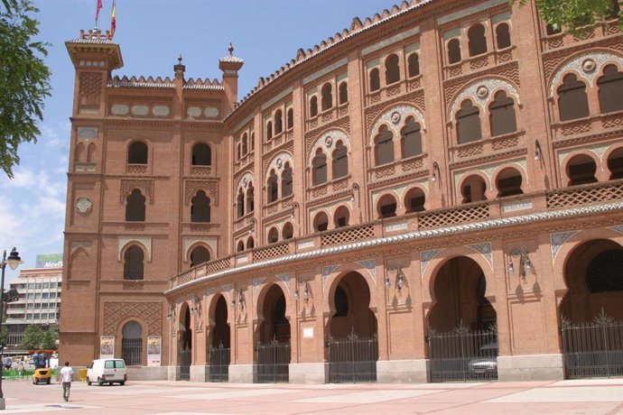 Archivo - Exterior de la Plaza de Toros de Las Ventas