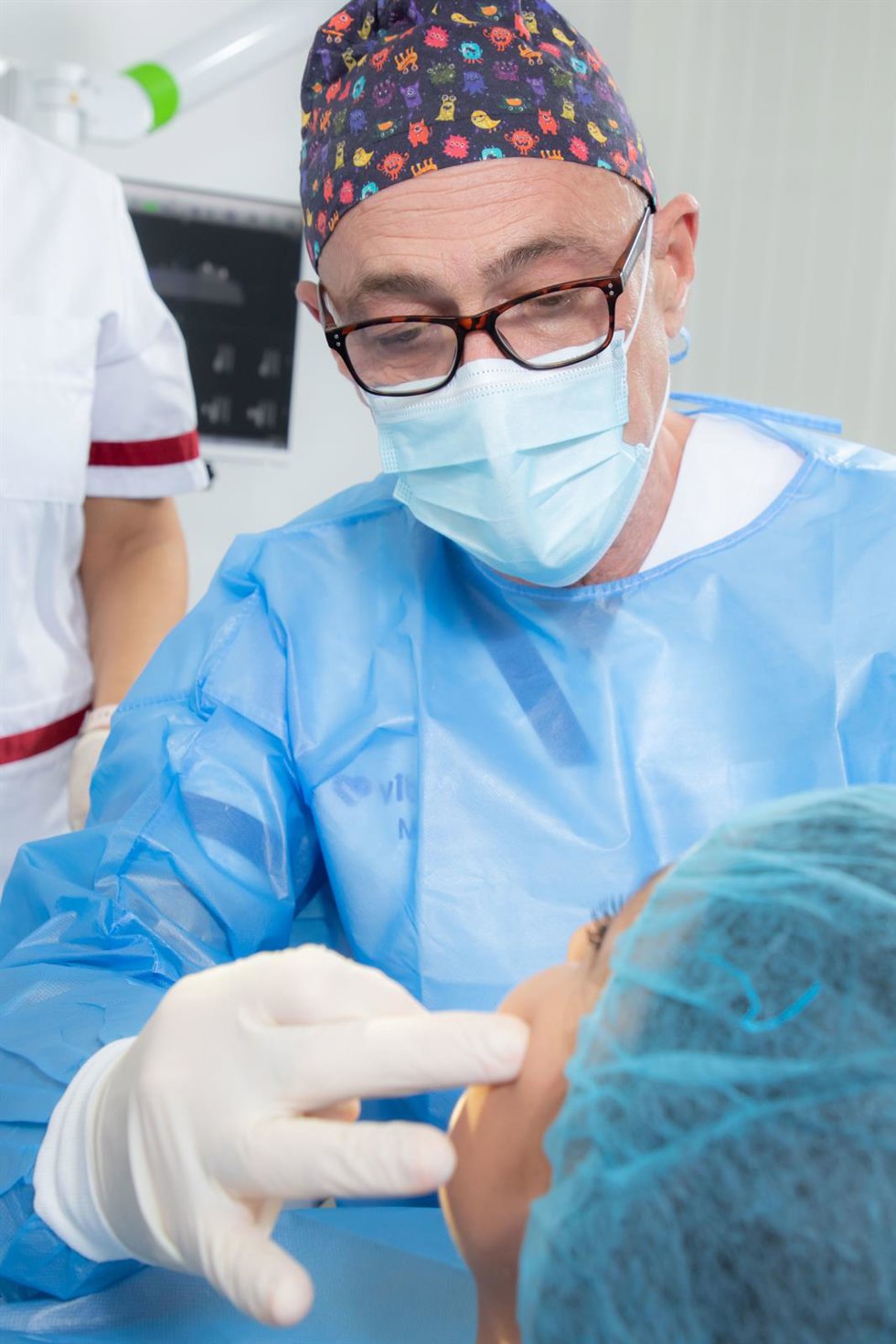 Archivo - El director médico del Instituto Dental Vithas-Davó, el doctor Rubén Davó