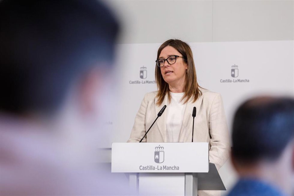 La consejera Portavoz, Esther Padilla, en rueda de prensa.